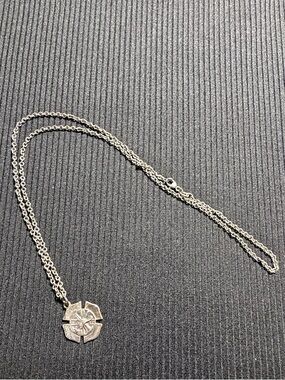 James Avery Silver Floral Compass Pendant Necklace
